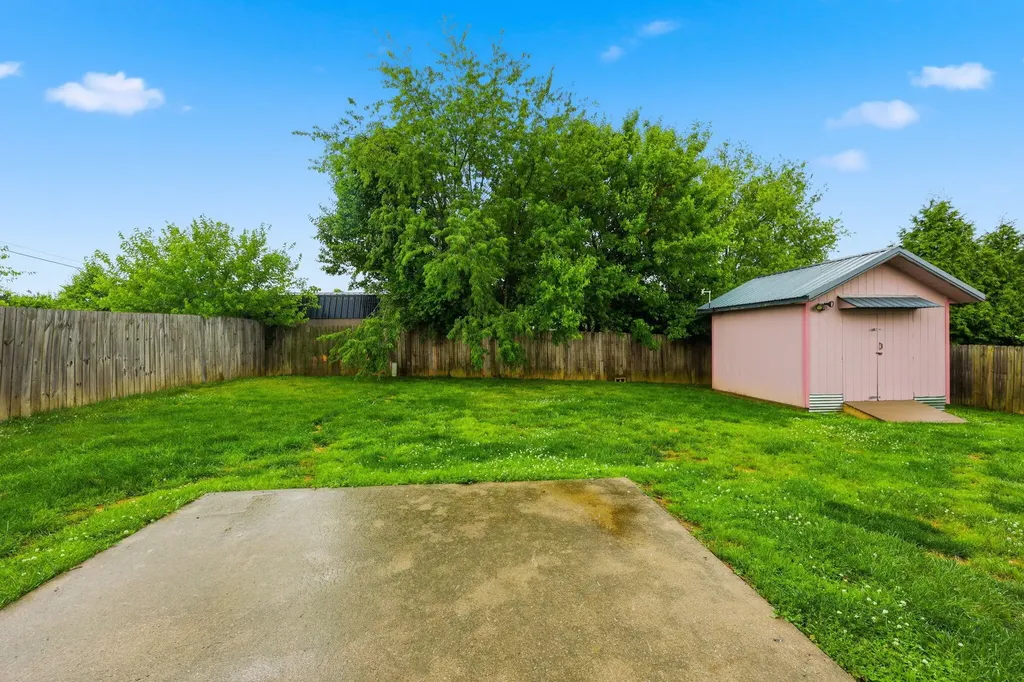207 Abbeywood Drive Winchester KY 40391
