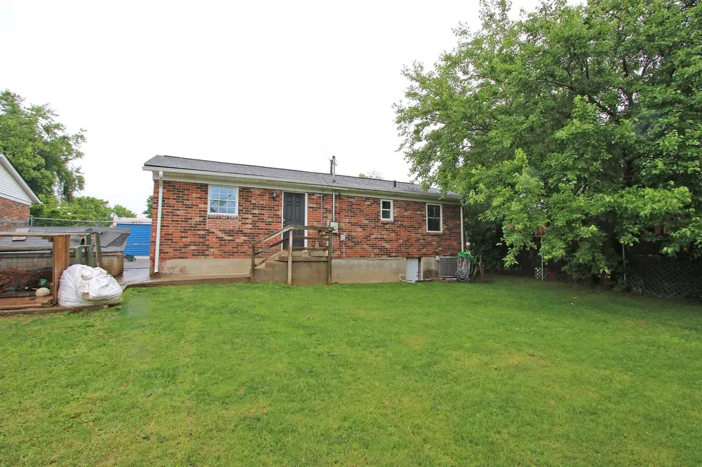 1260 Hialeiah Court Lexington KY 40517