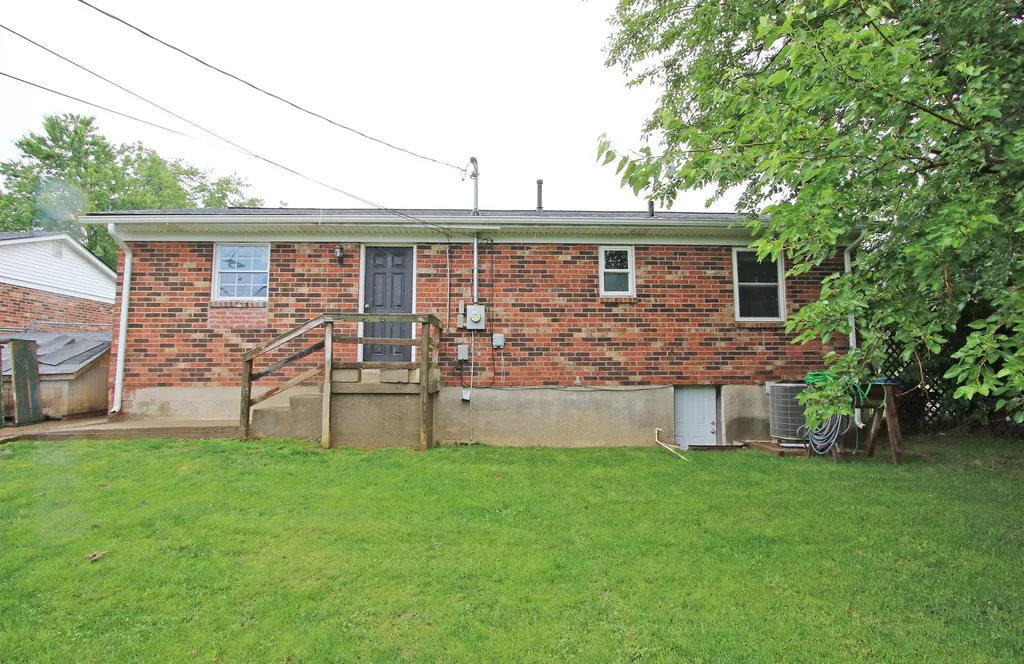 1260 Hialeiah Court Lexington KY 40517