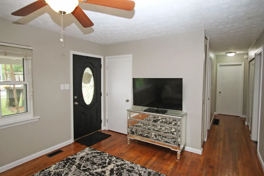 1260 Hialeiah Court Lexington KY 40517