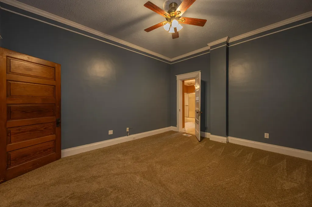 1515 Main Street Paris KY 40361