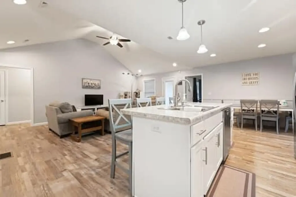 424 Middle Creek Way Berea KY 40403