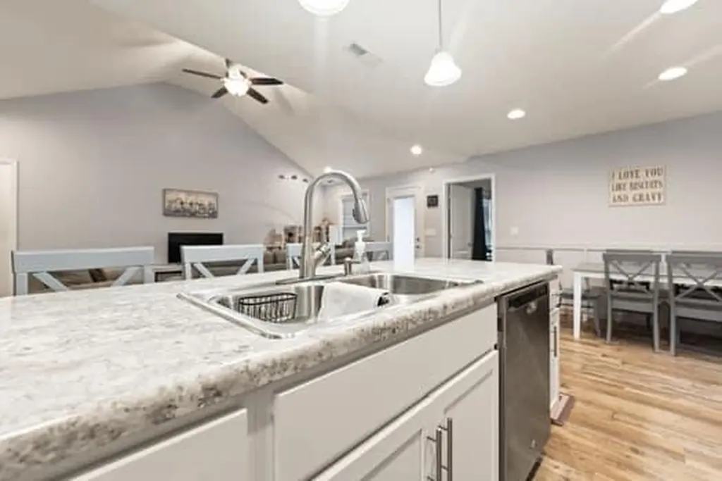 424 Middle Creek Way Berea KY 40403