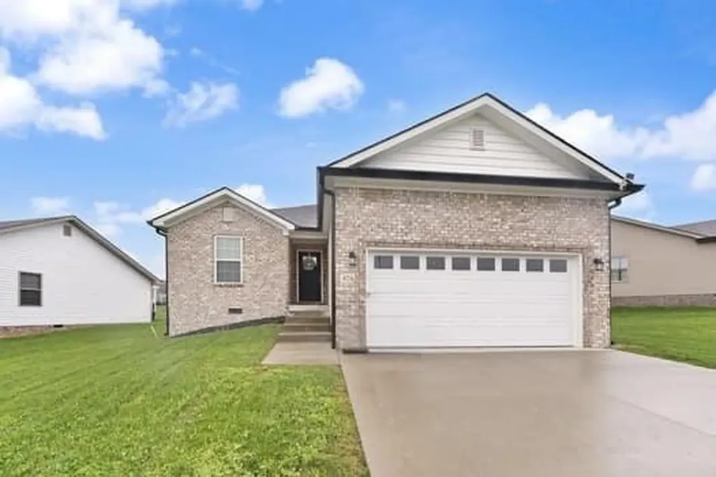 424 Middle Creek Way Berea KY 40403
