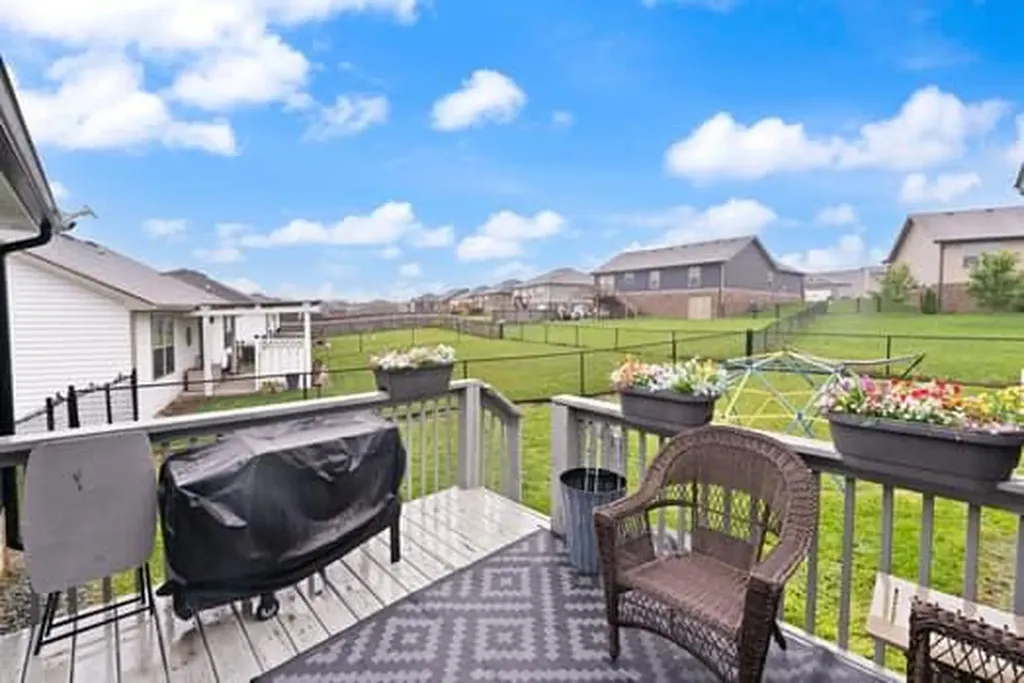 424 Middle Creek Way Berea KY 40403