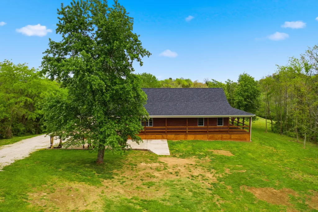 1380 Rice Road Lawrenceburg KY 40342