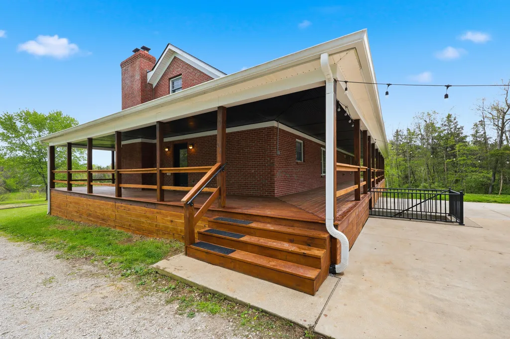 1380 Rice Road Lawrenceburg KY 40342