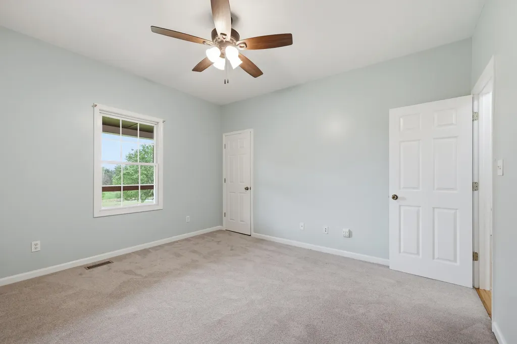 1380 Rice Road Lawrenceburg KY 40342