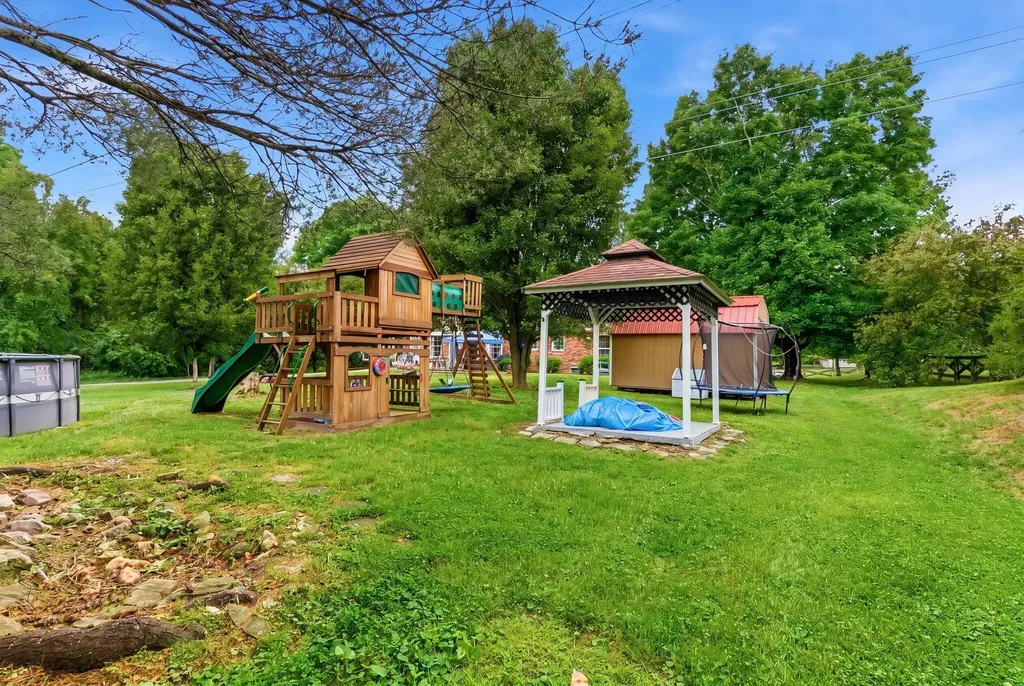 601 S Dogwood Drive Berea KY 40403