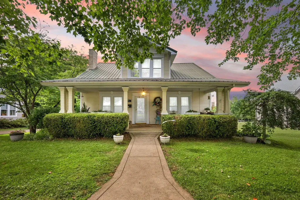 203 Wall Street Columbia KY 42728