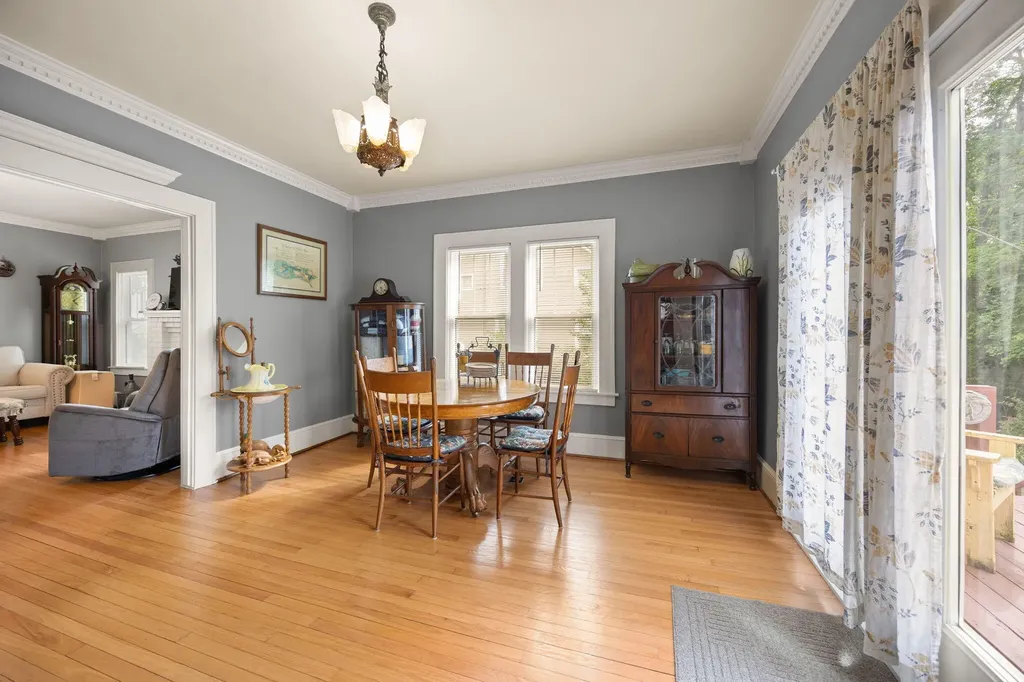 203 Wall Street Columbia KY 42728