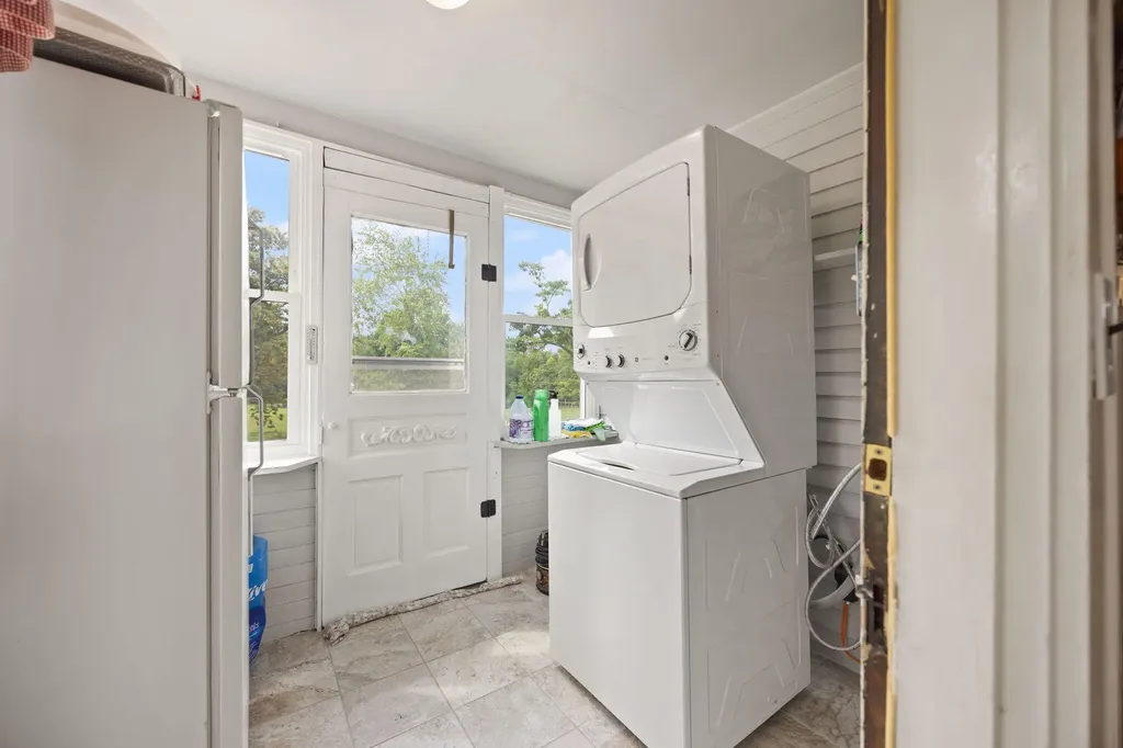 203 Wall Street Columbia KY 42728