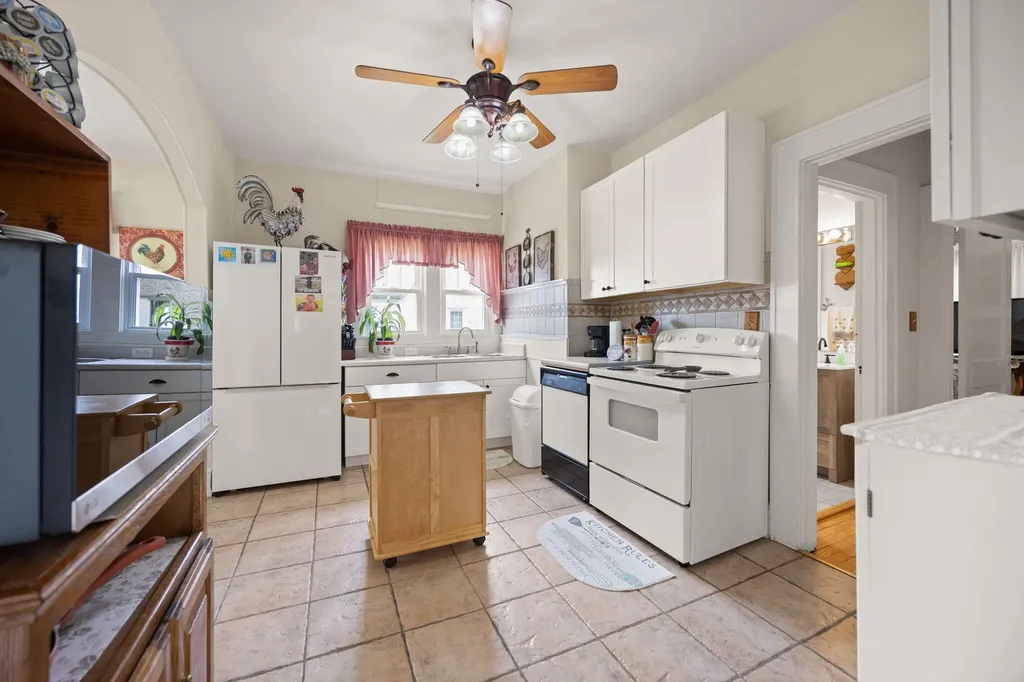 203 Wall Street Columbia KY 42728