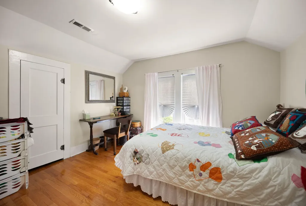203 Wall Street Columbia KY 42728