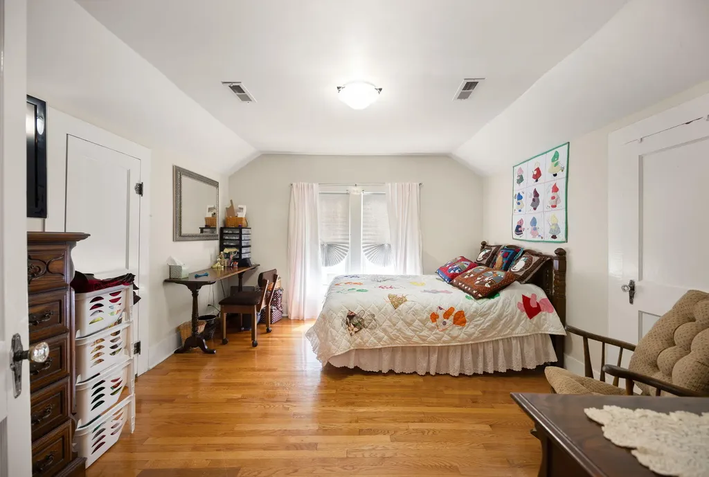 203 Wall Street Columbia KY 42728