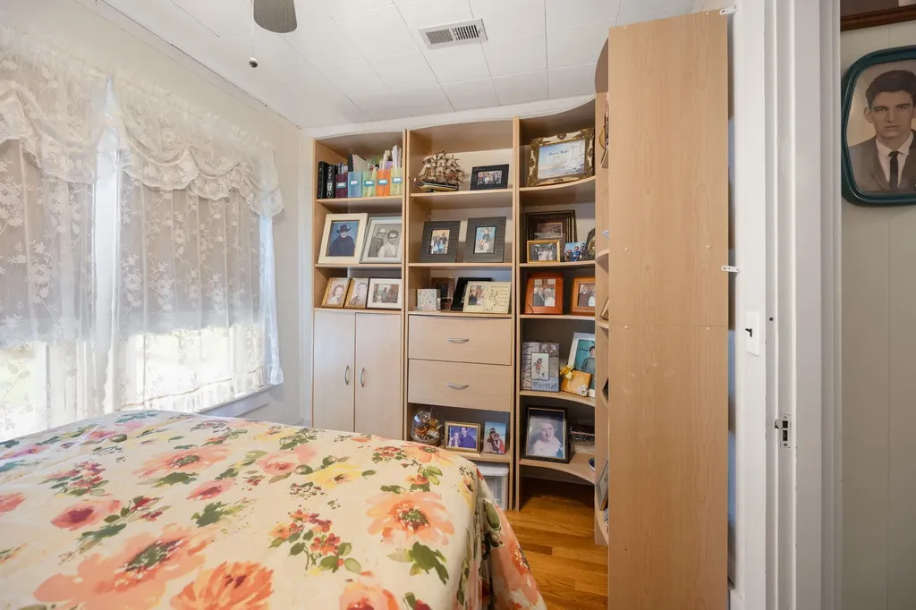 203 Wall Street Columbia KY 42728