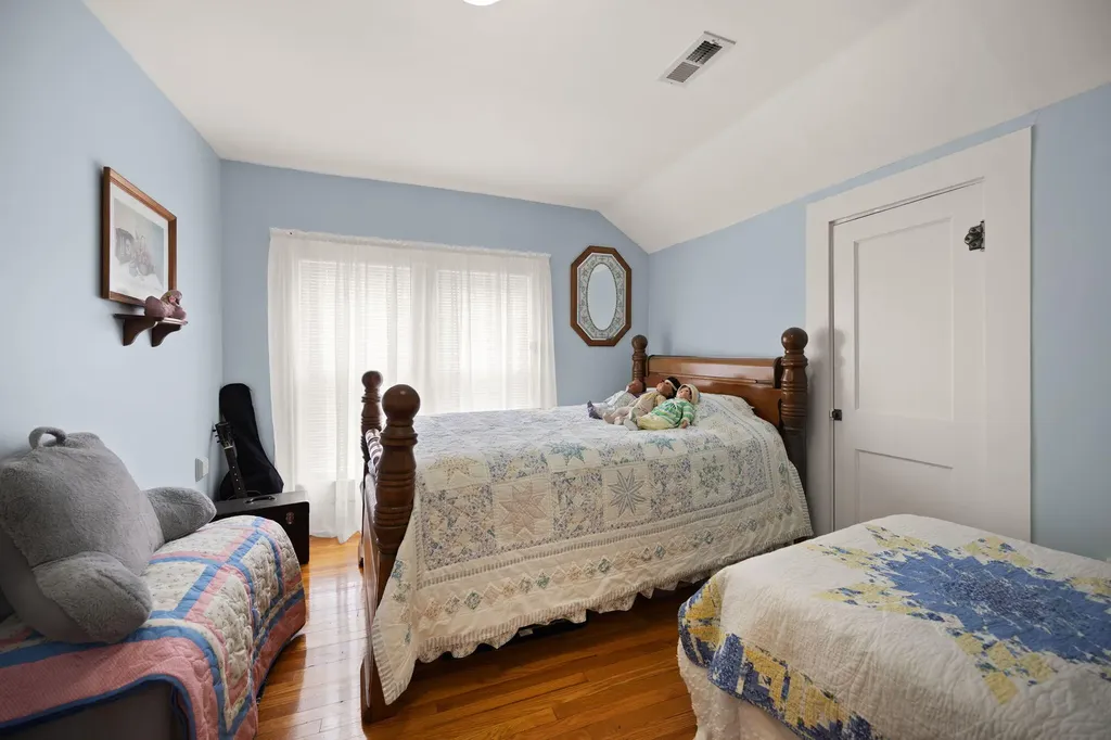 203 Wall Street Columbia KY 42728