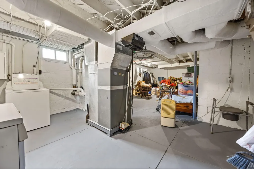 203 Wall Street Columbia KY 42728