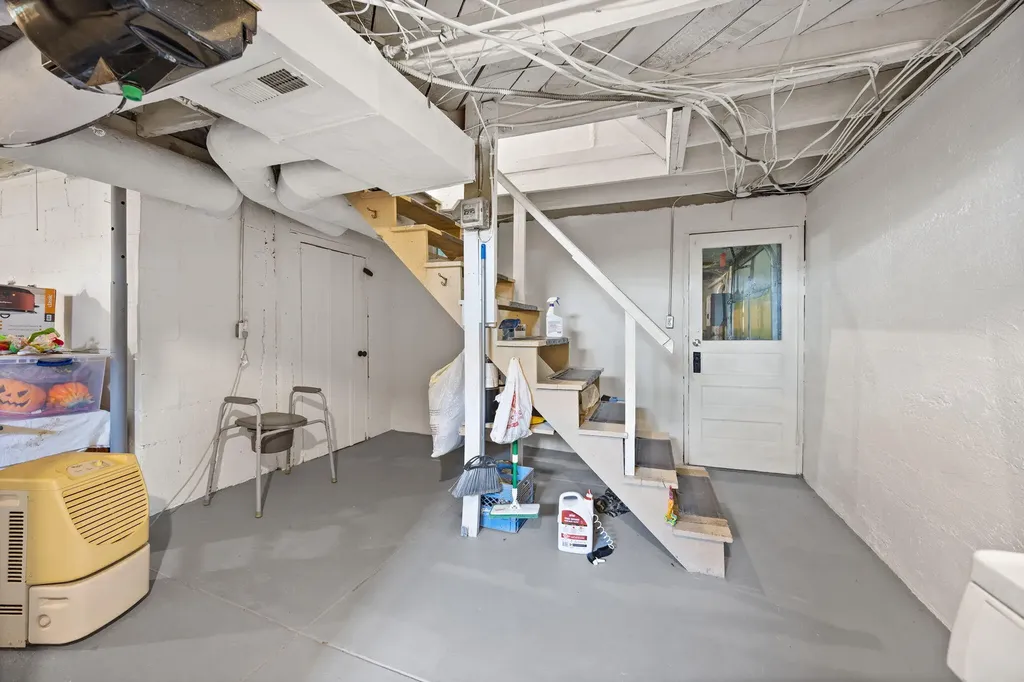 203 Wall Street Columbia KY 42728