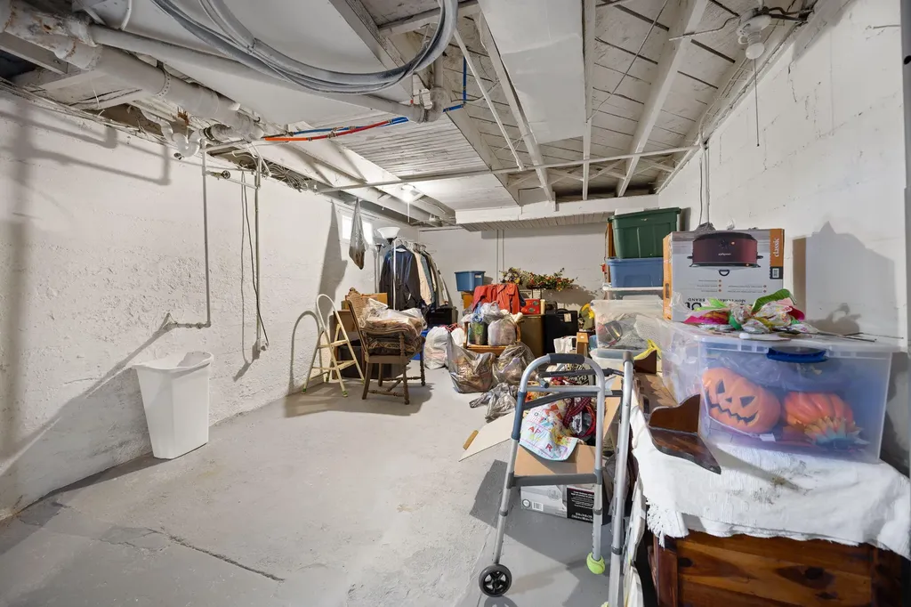 203 Wall Street Columbia KY 42728