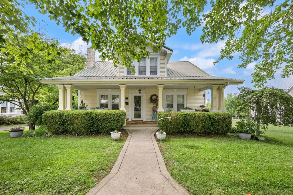 203 Wall Street Columbia KY 42728