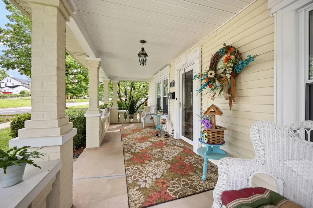 203 Wall Street Columbia KY 42728