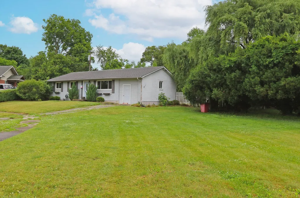 673 Leslie Court Lexington KY 40505