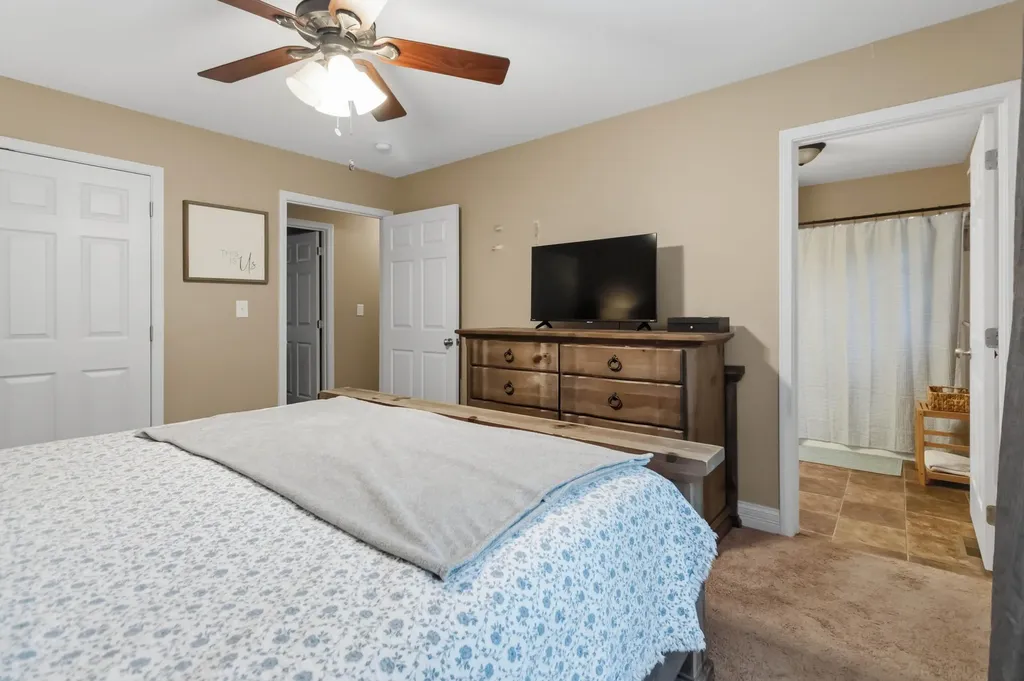 953 Lily Road London KY 40744