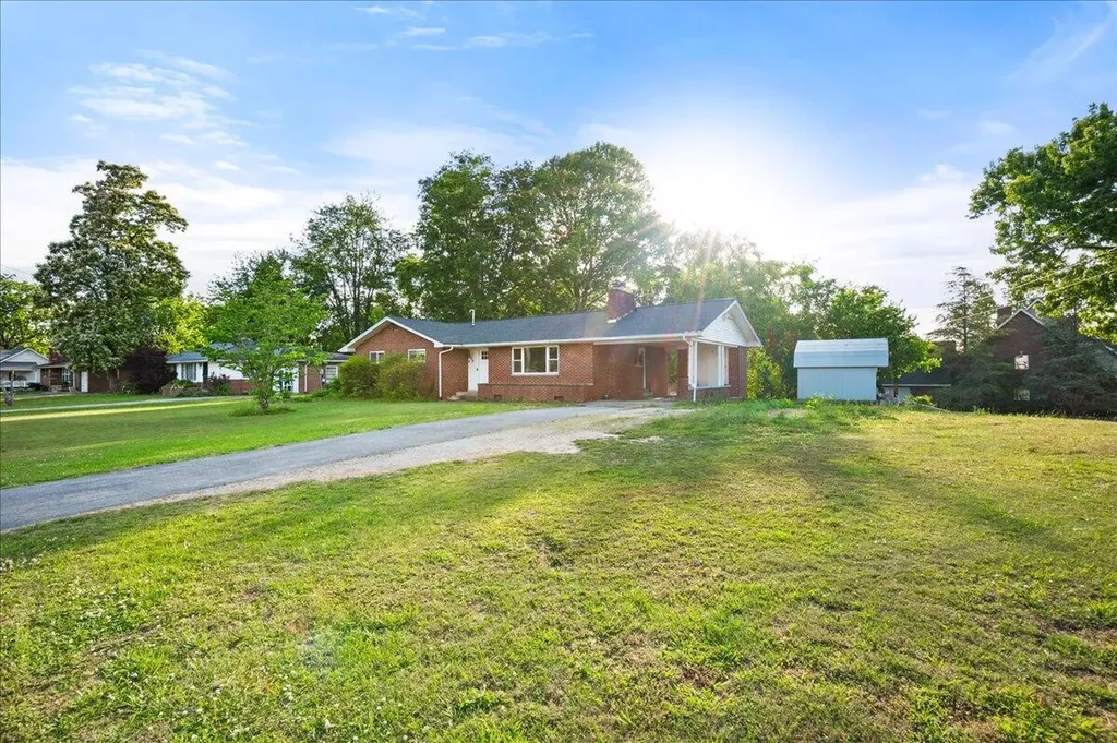 306 Barton Mill Road Corbin KY 40701