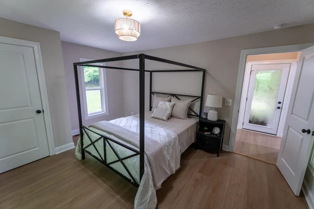 1384 Main Street Mckee KY 40447