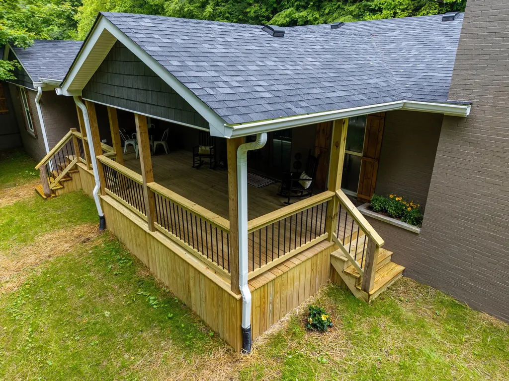 1384 Main Street Mckee KY 40447