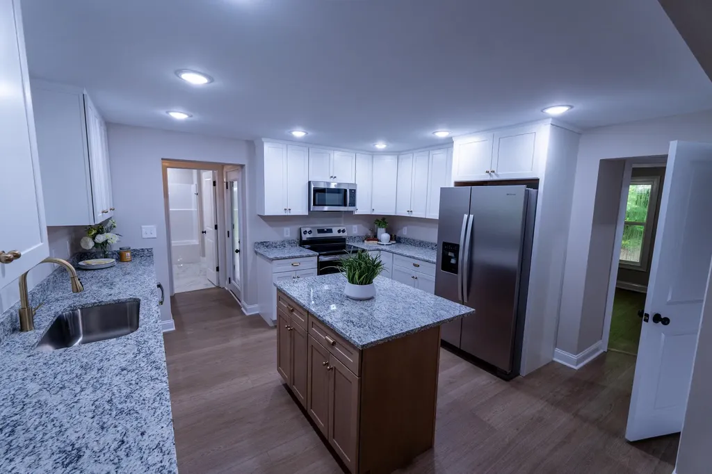 1384 Main Street Mckee KY 40447