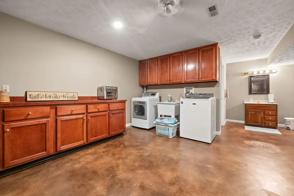 234 Horizon Hill Drive Somerset KY 42503
