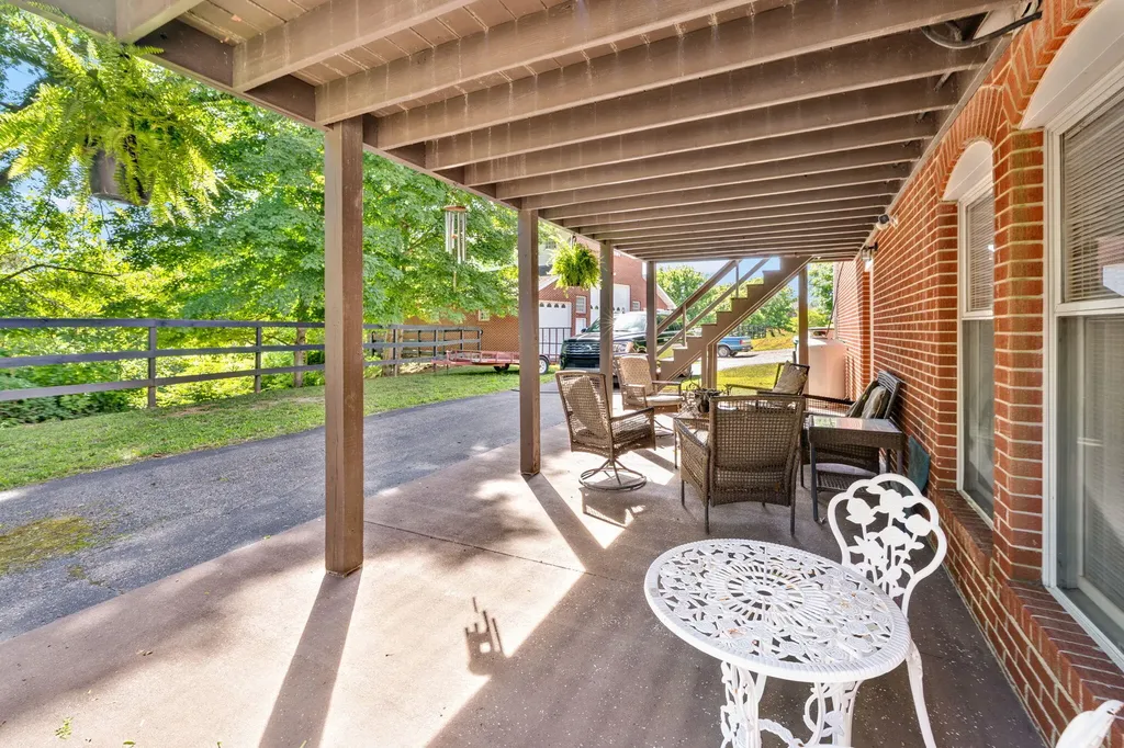 234 Horizon Hill Drive Somerset KY 42503