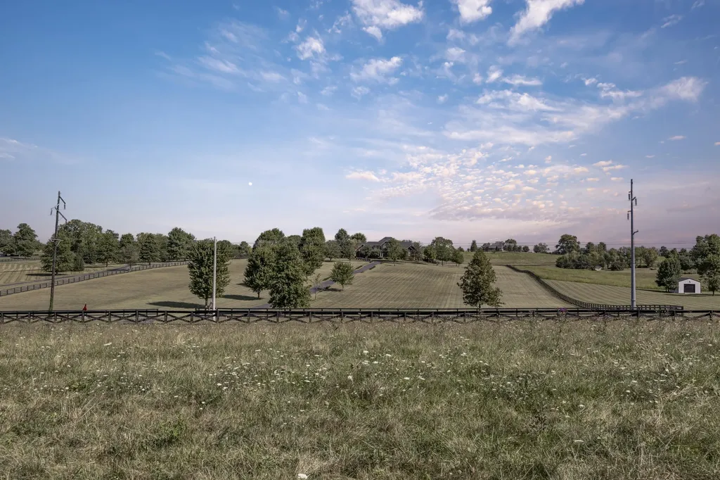 4156 Perryville Road Danville KY 40422