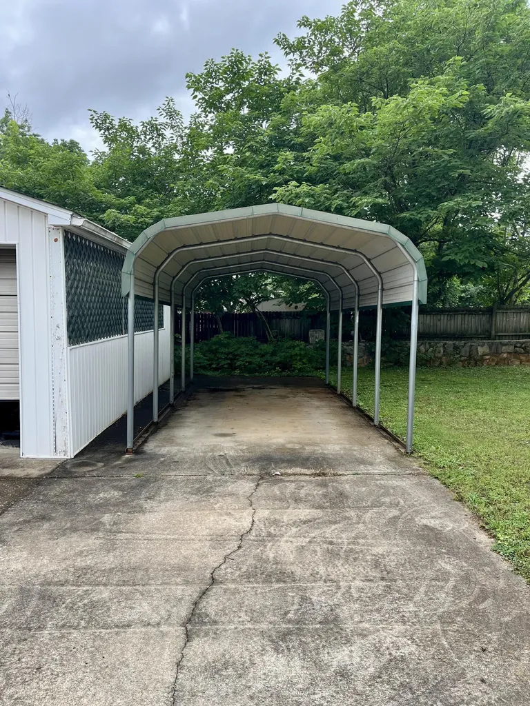 1701 Kenton Street Bowling Green KY 42101