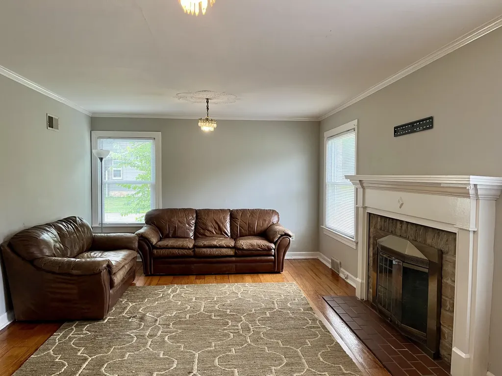 1701 Kenton Street Bowling Green KY 42101