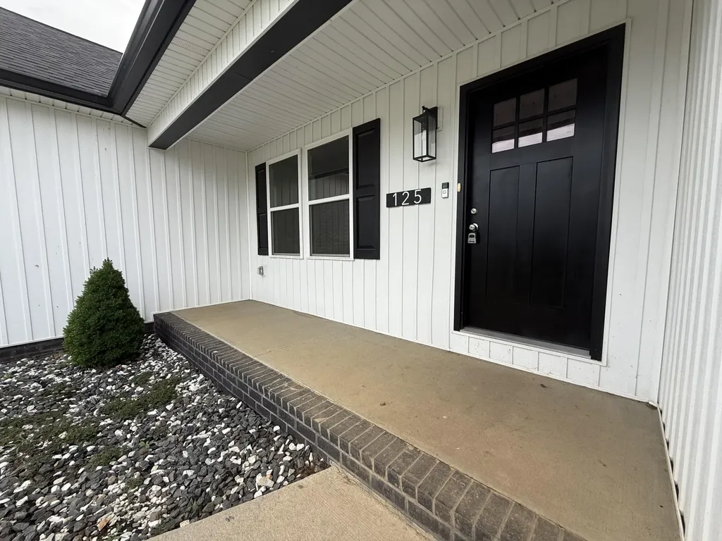 125 Sawgrass Lane Harrodsburg KY 40330