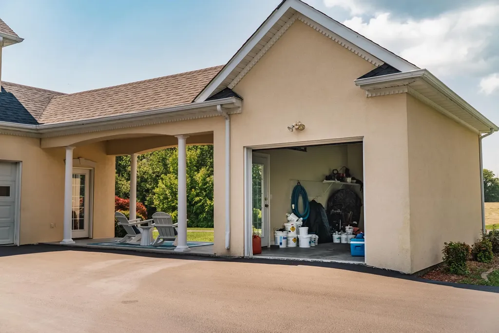 444 Sparks Avenue Jamestown KY 42629