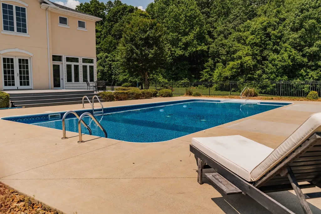 444 Sparks Avenue Jamestown KY 42629