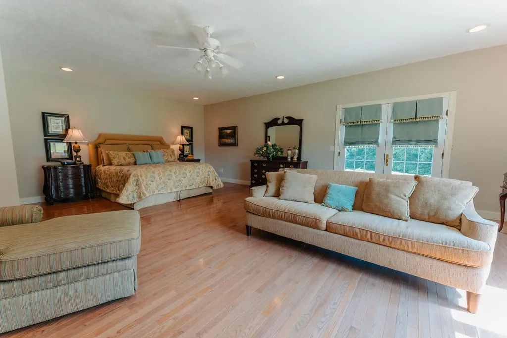 444 Sparks Avenue Jamestown KY 42629