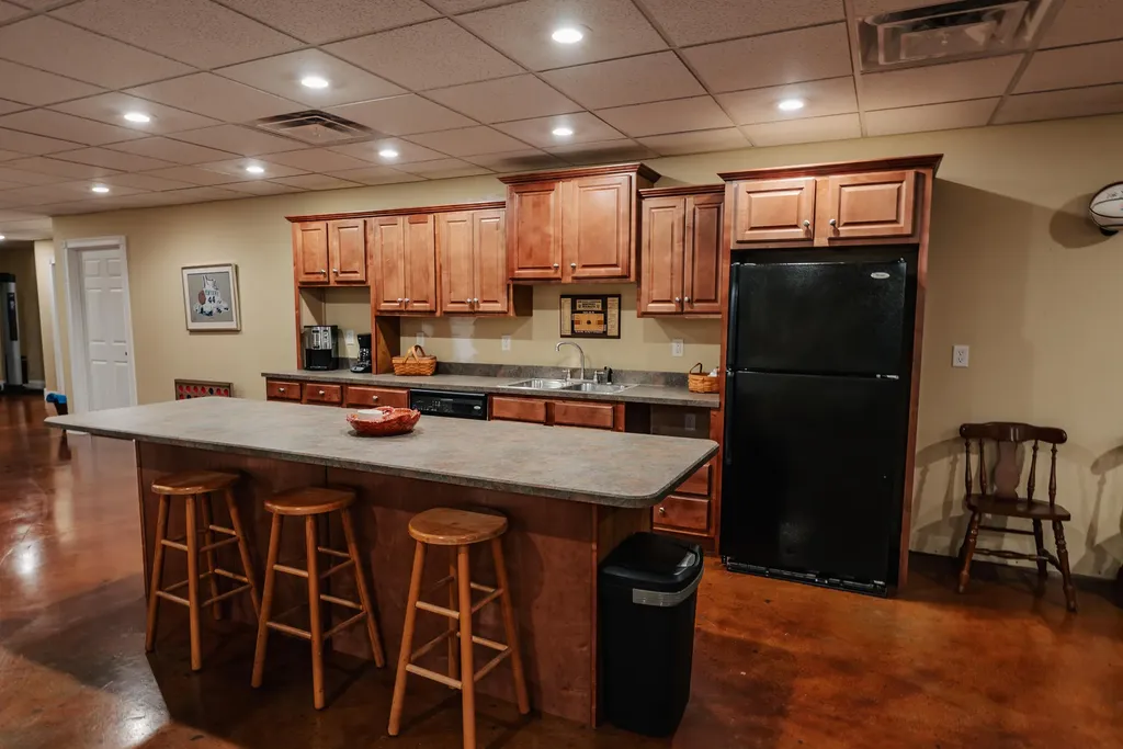 444 Sparks Avenue Jamestown KY 42629