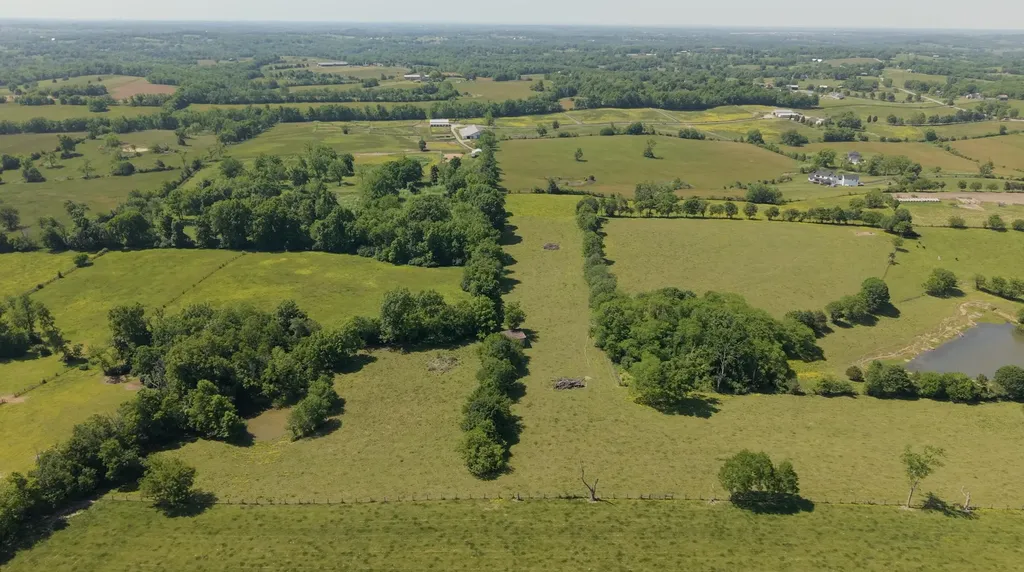 6300 Mccowans Ferry Road Versailles KY 40383