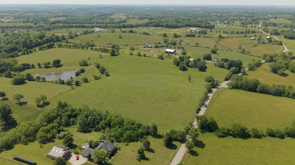 6300 Mccowans Ferry Road Versailles KY 40383