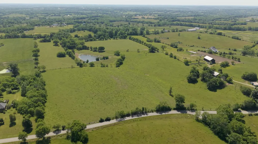 6300 Mccowans Ferry Road Versailles KY 40383