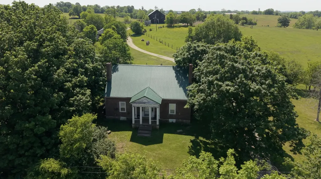 6300 Mccowans Ferry Road Versailles KY 40383