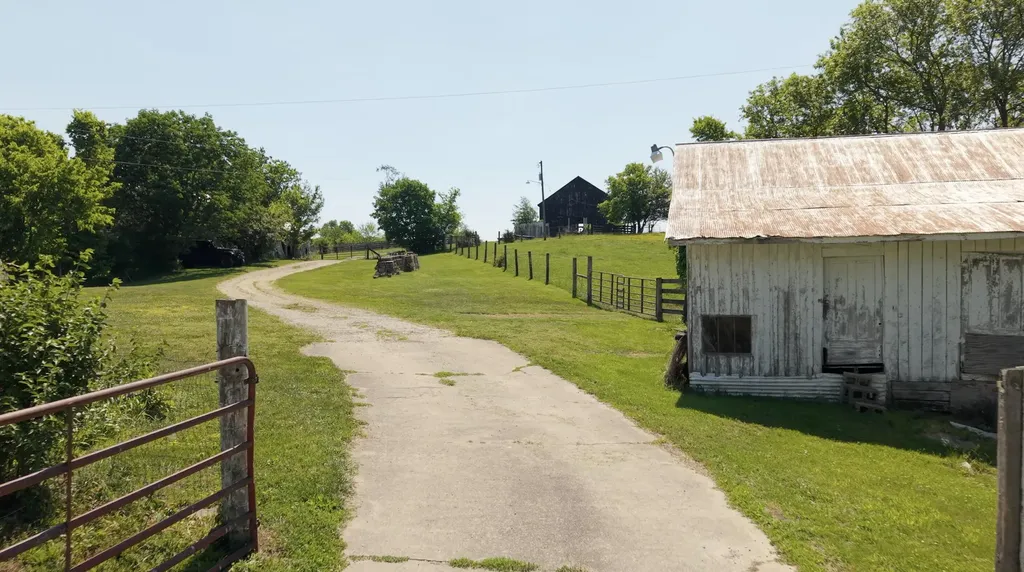 6300 Mccowans Ferry Road Versailles KY 40383