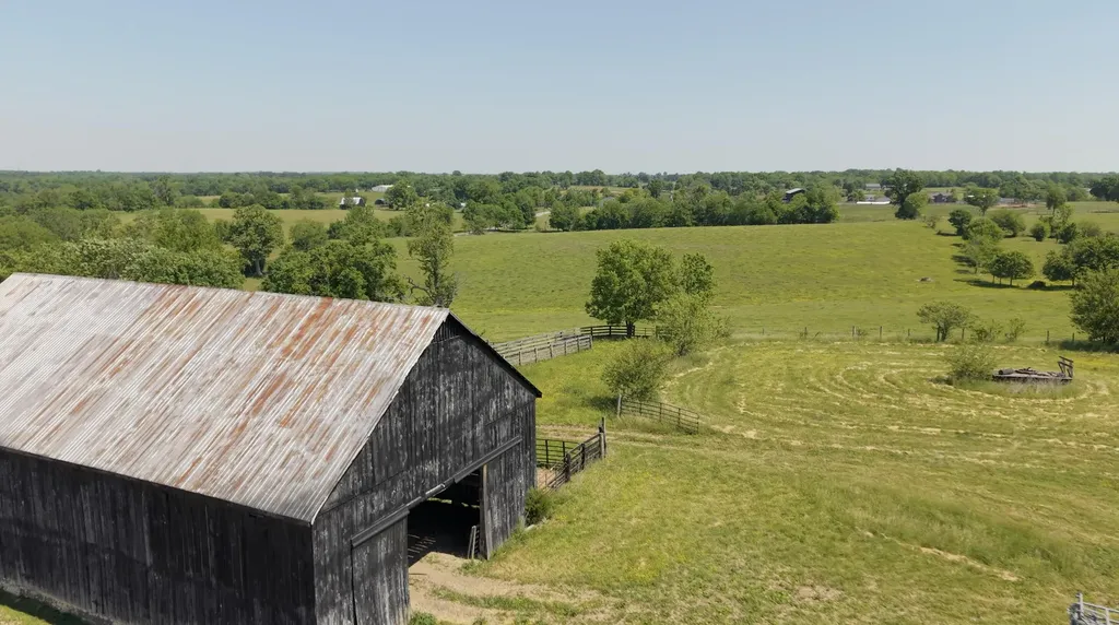 6300 Mccowans Ferry Road Versailles KY 40383