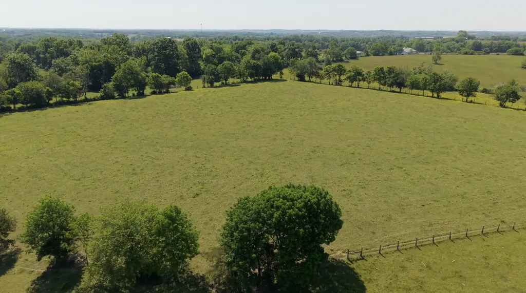 6300 Mccowans Ferry Road Versailles KY 40383