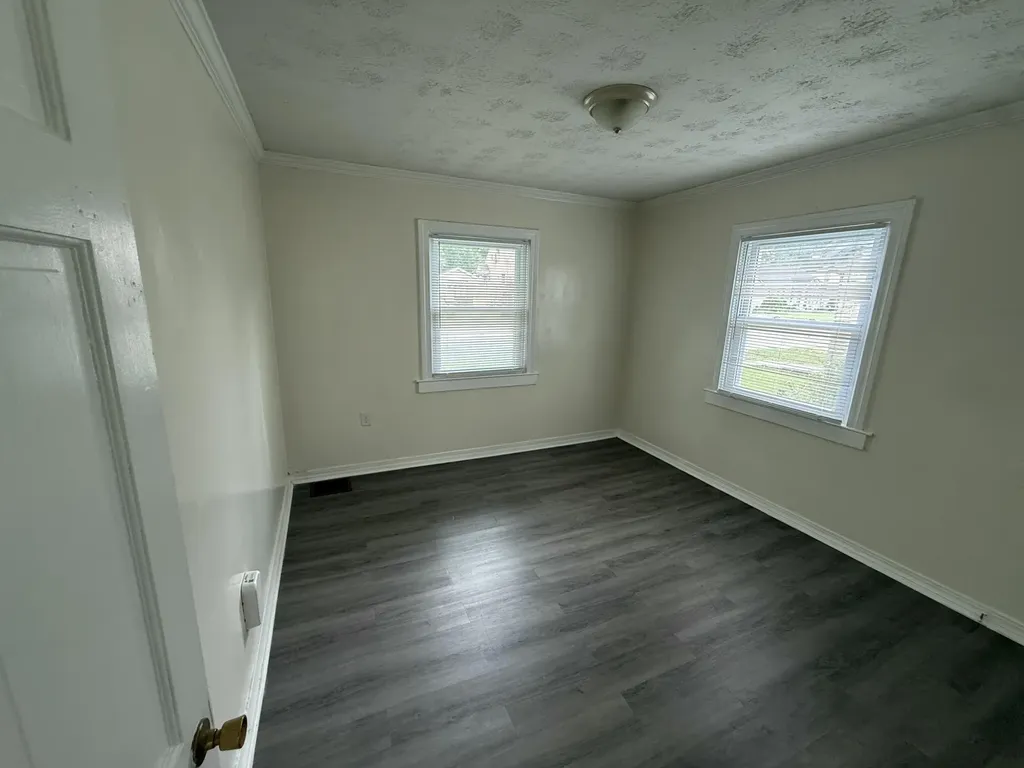 203 W Elm Street Nicholasville KY 40356